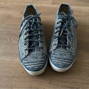 Keds Navy and White Casual Sneakers